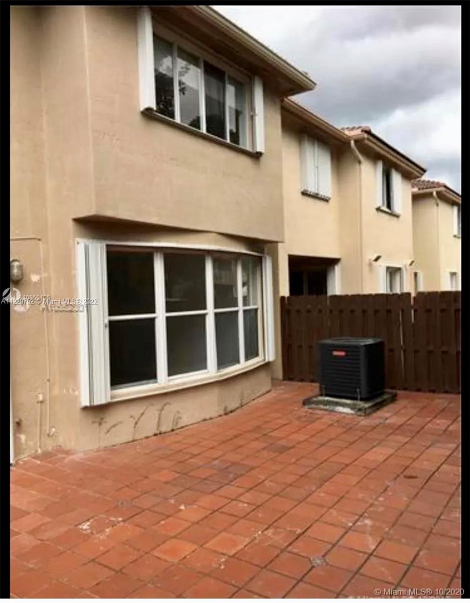 DORAL ISLES ST CROIX 1ST - Residential