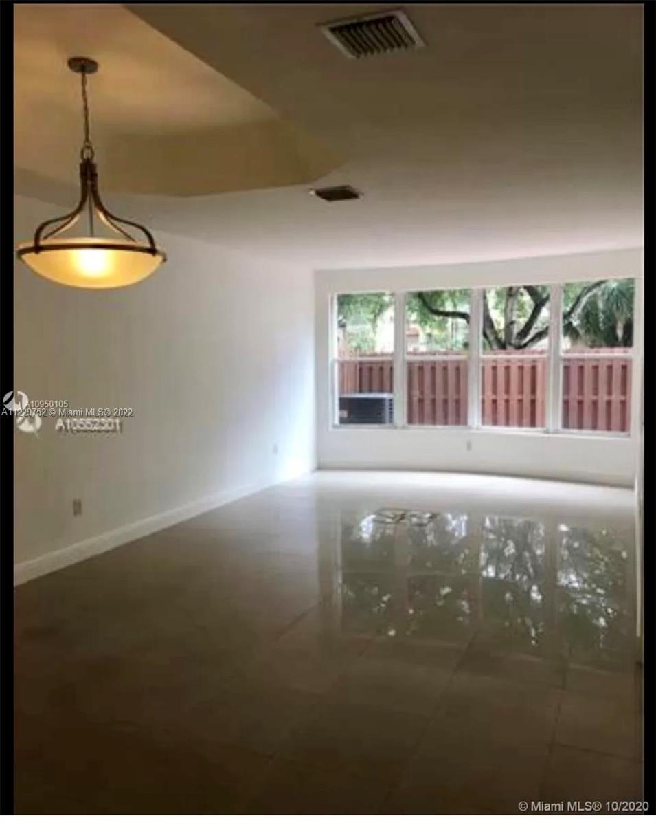 DORAL ISLES ST CROIX 1ST - Residential