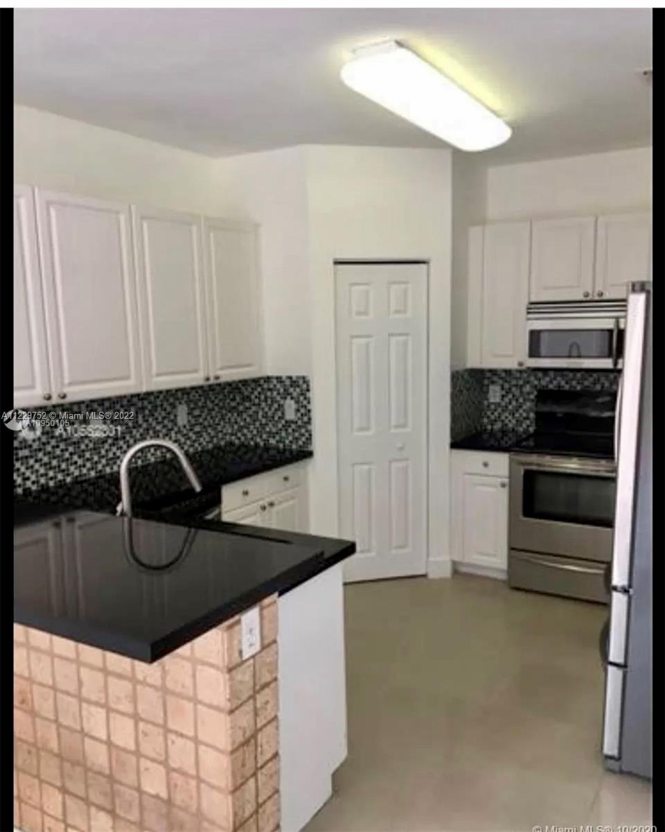 DORAL ISLES ST CROIX 1ST - Residential