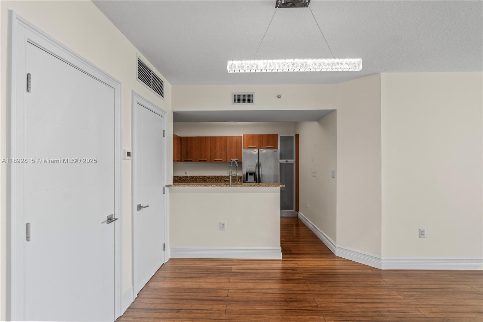 METROPOLIS I AT DADELAND - Residential Lease