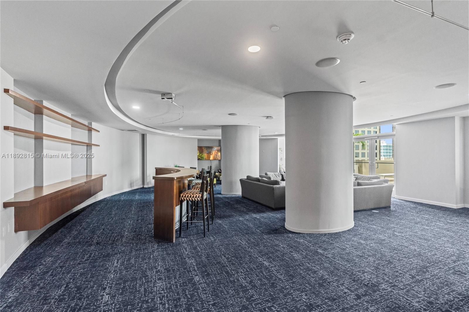 METROPOLIS I AT DADELAND - Residential Lease