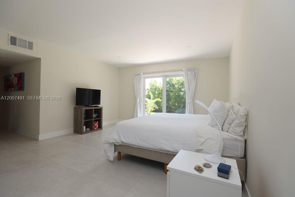 LA GORCE GOLF SUB - Residential
