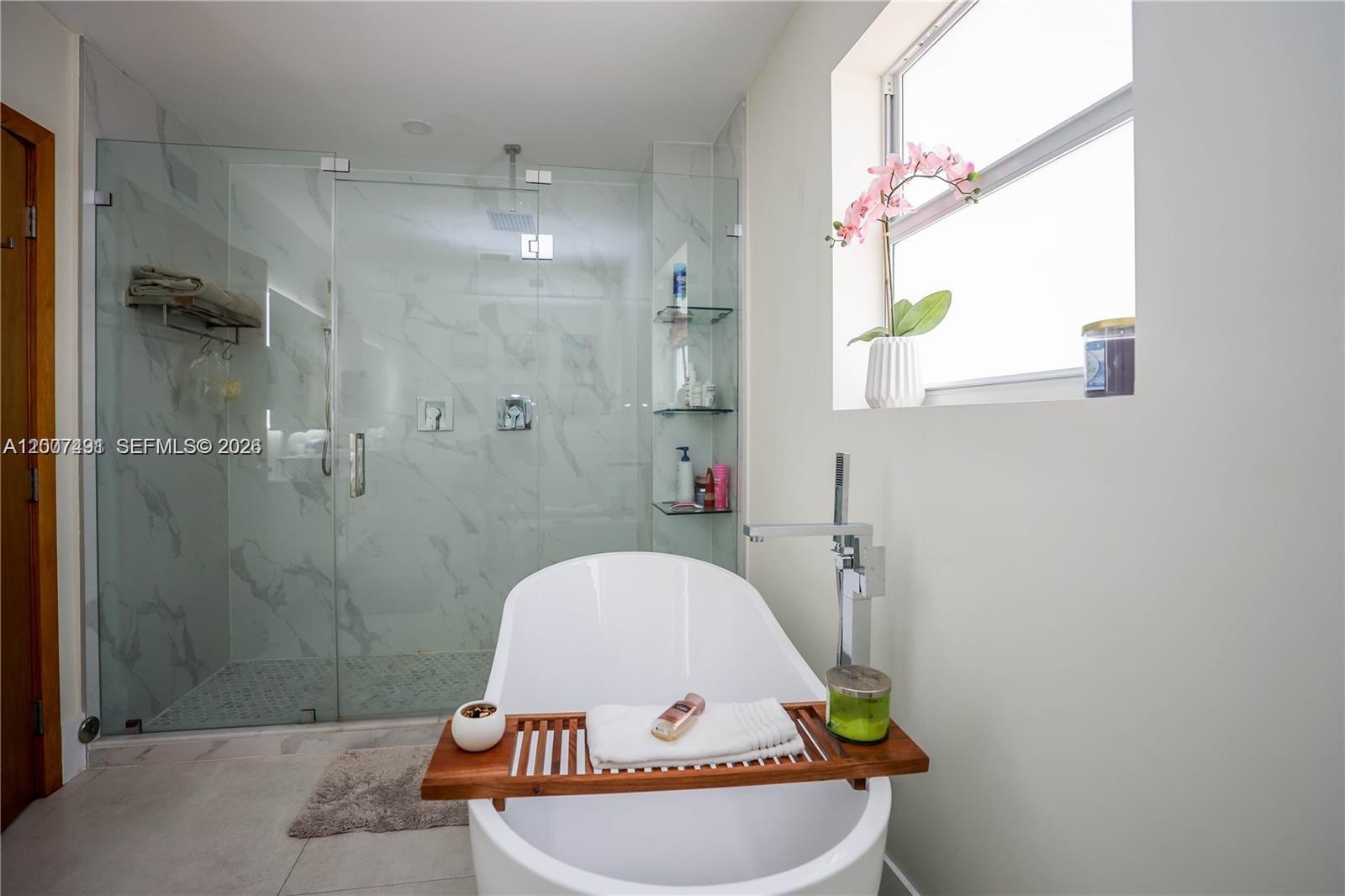 LA GORCE GOLF SUB - Residential