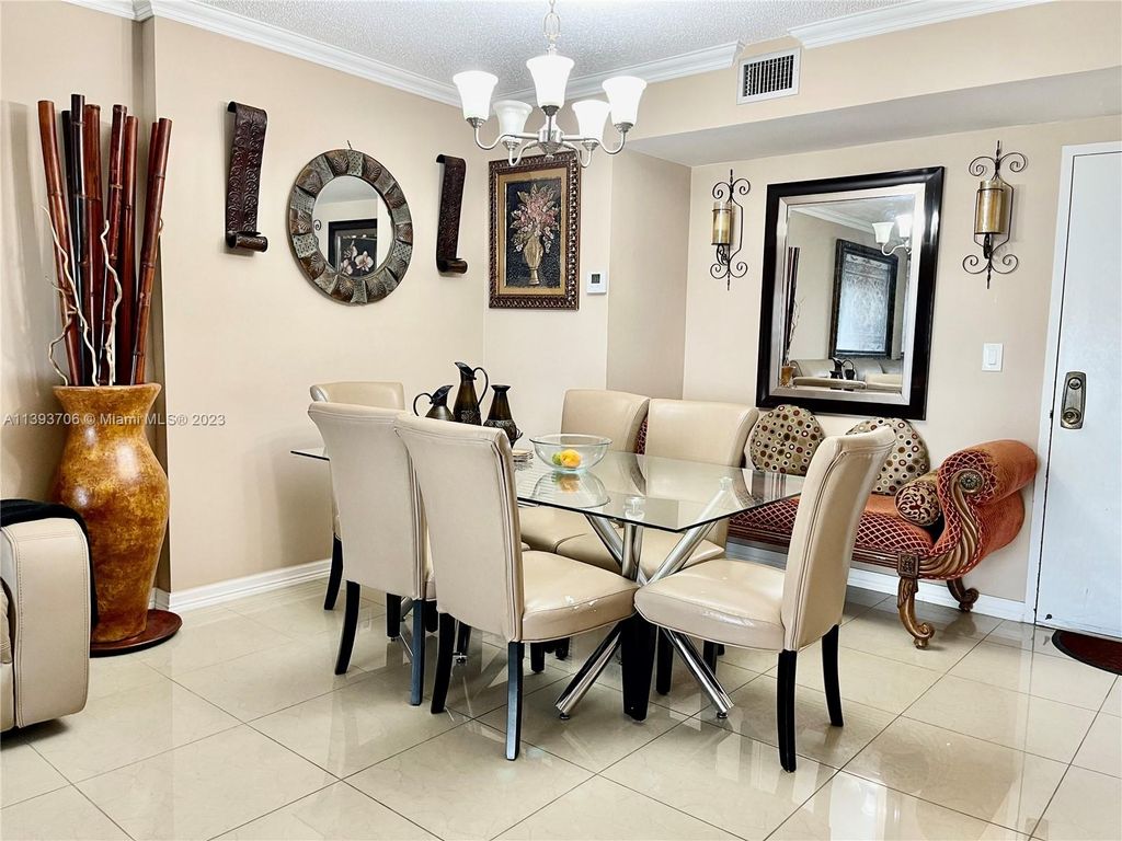 Photo of 4200 Hillcrest Dr #902, Hollywood, FL 33021 (MLS # A11393706)