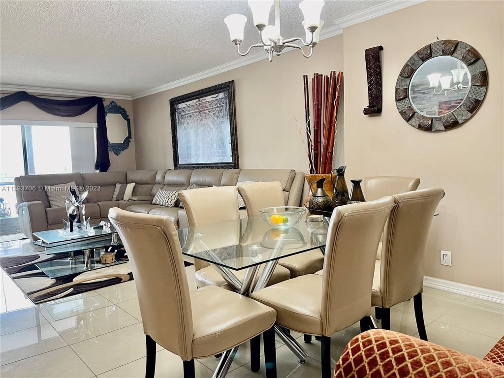 Photo of 4200 Hillcrest Dr #902, Hollywood, FL 33021 (MLS # A11393706)