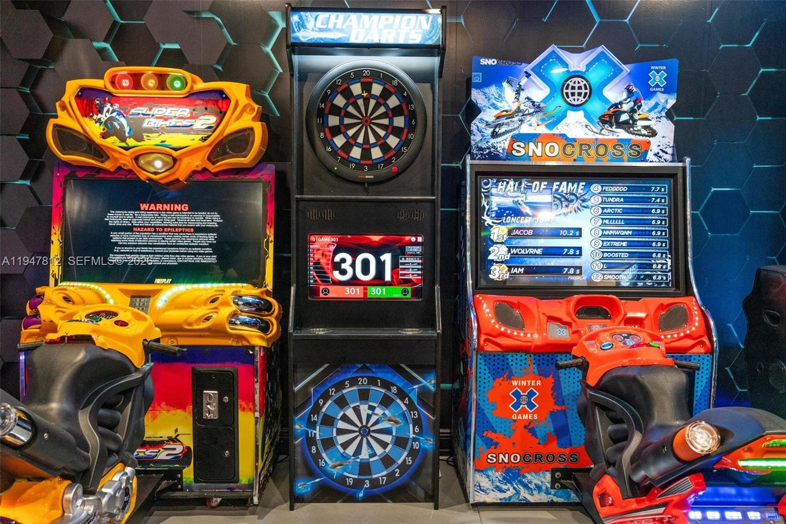 REUNION WEST VILLAGE - Residential