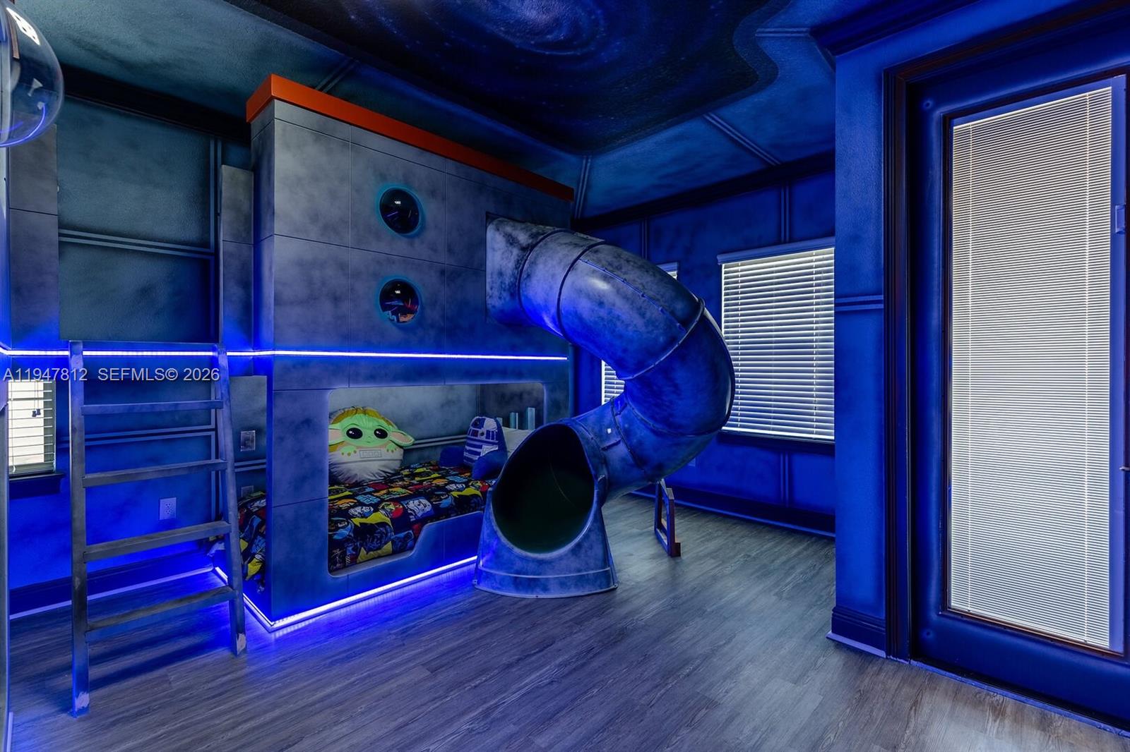 REUNION WEST VILLAGE - Residential