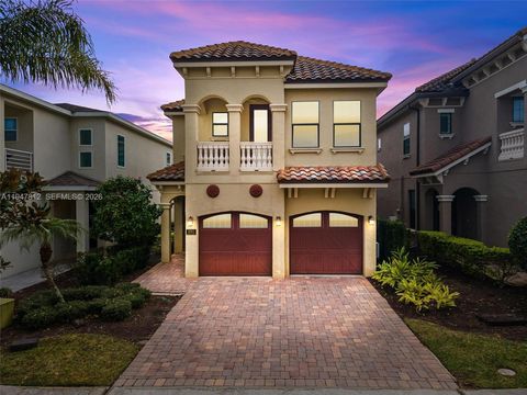 1041 Castle Pines Ct Kissimmee FL 34747