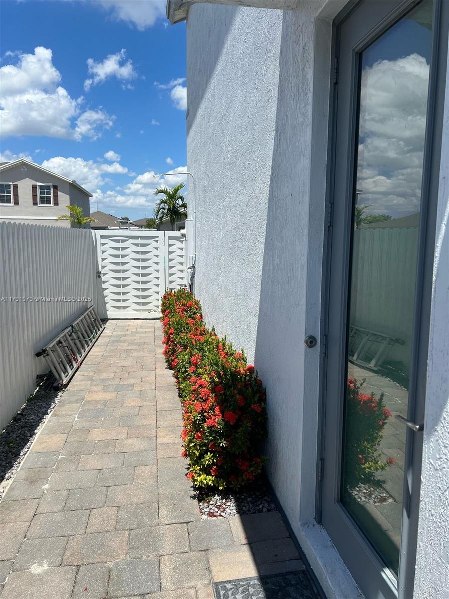 Rental Property at 13210 Sw 270th Ter, Homestead, Miami-Dade County, Florida - Bedrooms: 1 
Bathrooms: 1  - $1,400 MO.