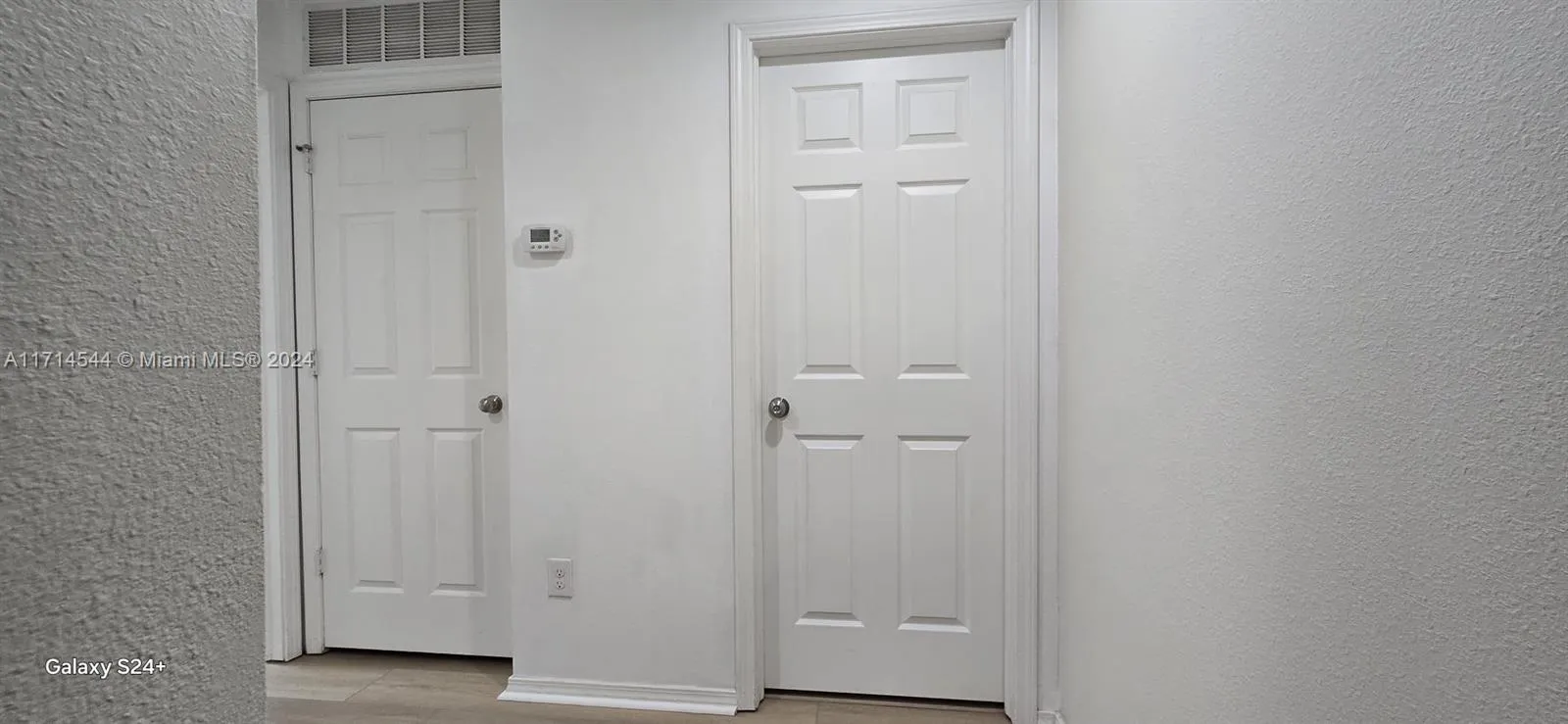 Riverview, Florida 33578, United States, 2 Bedrooms Bedrooms, ,3 BathroomsBathrooms,Residential,Pending,23881