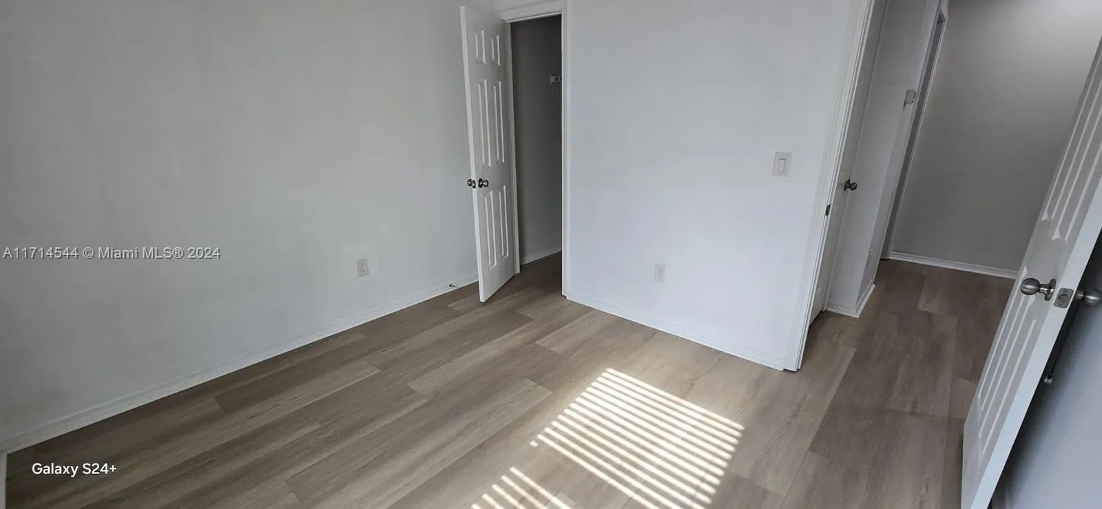 Riverview, Florida 33578, United States, 2 Bedrooms Bedrooms, ,3 BathroomsBathrooms,Residential,Pending,23881