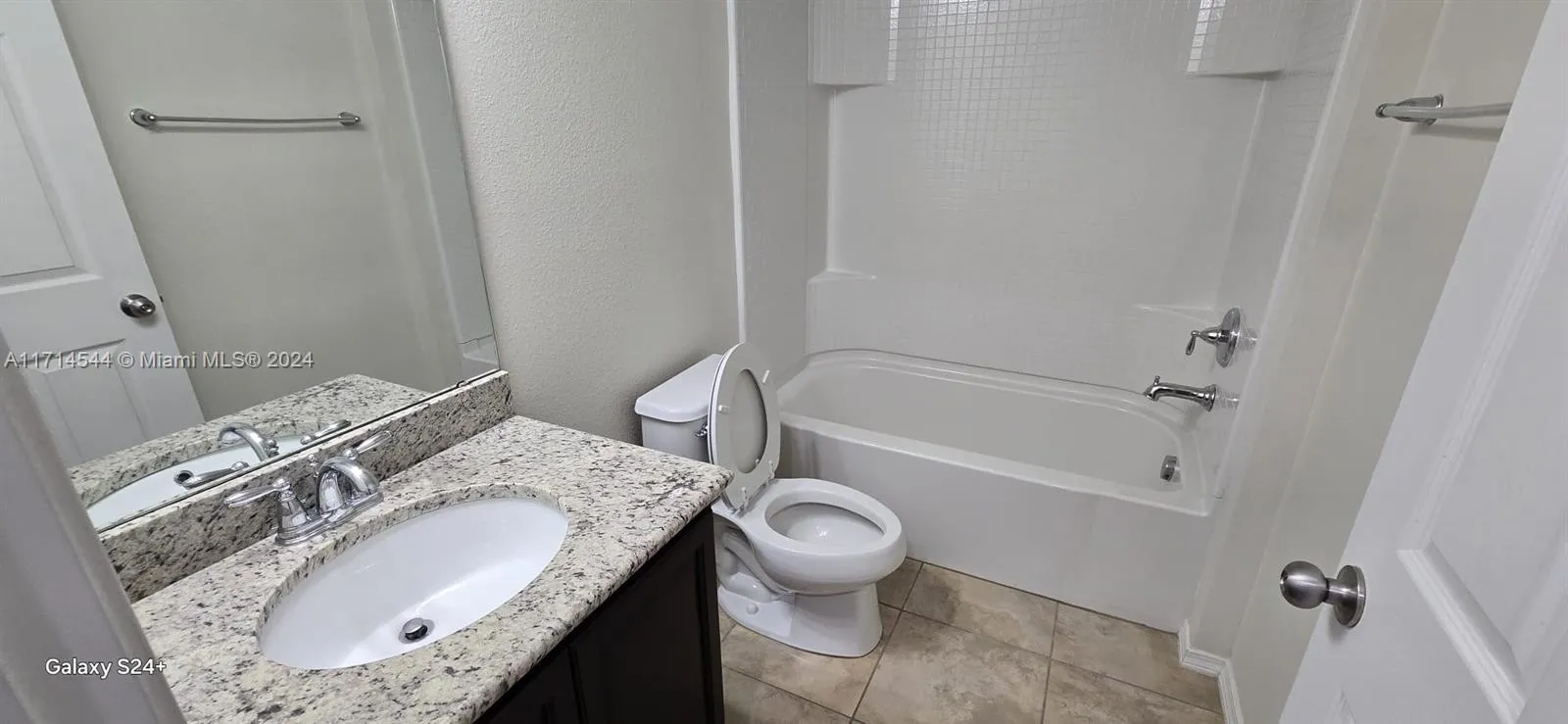 Riverview, Florida 33578, United States, 2 Bedrooms Bedrooms, ,3 BathroomsBathrooms,Residential,Pending,23881