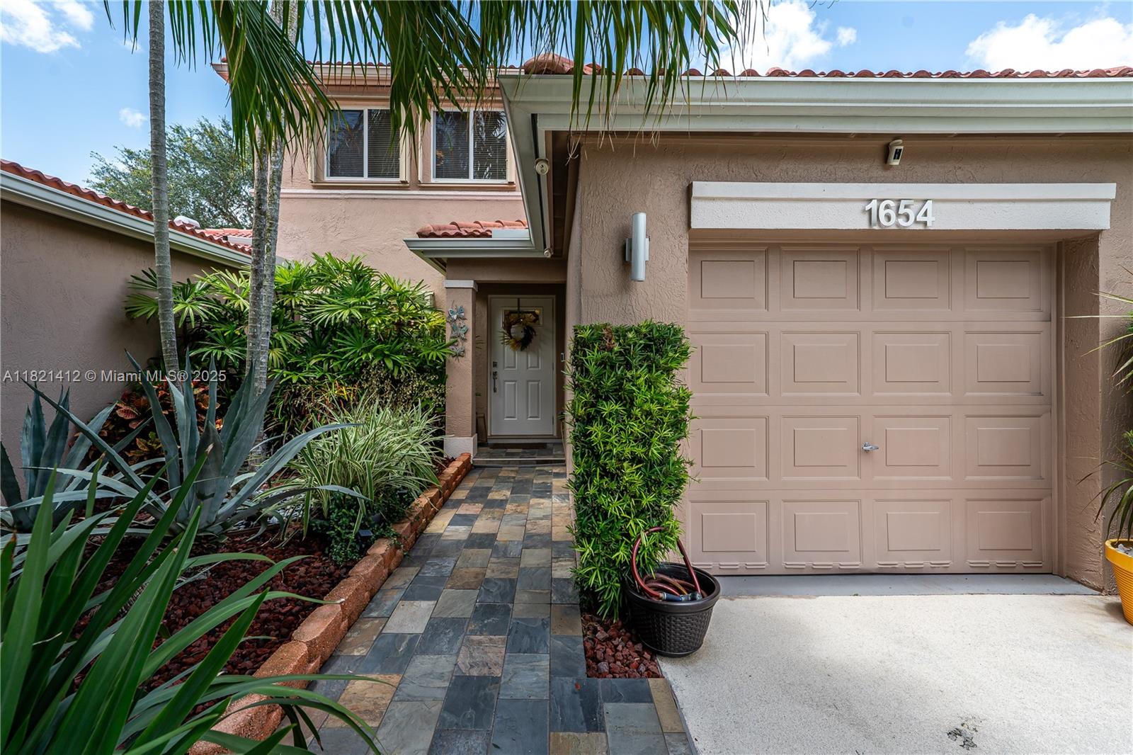 Property for Sale at 1654 Sw 109th Ter, Davie, Broward County, Florida - Bedrooms: 3 
Bathrooms: 3  - $575,000