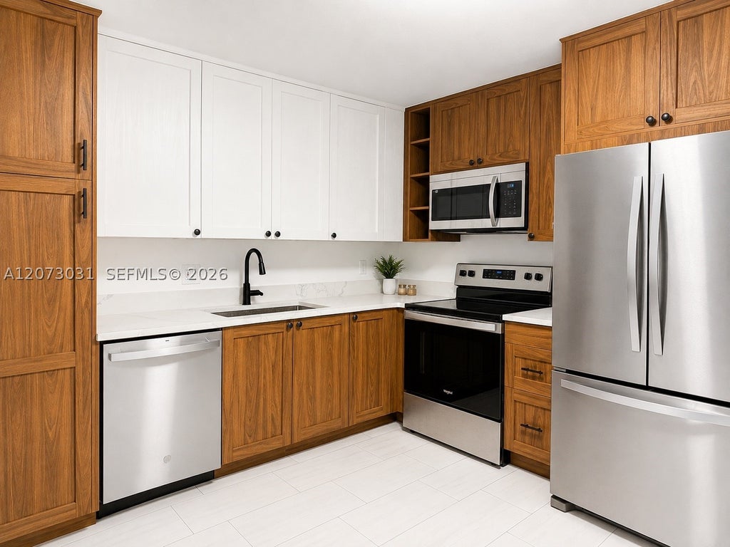 Photo of 4555 Arthur St, Palm Beach Gardens, FL 33418 (MLS # A12073031)