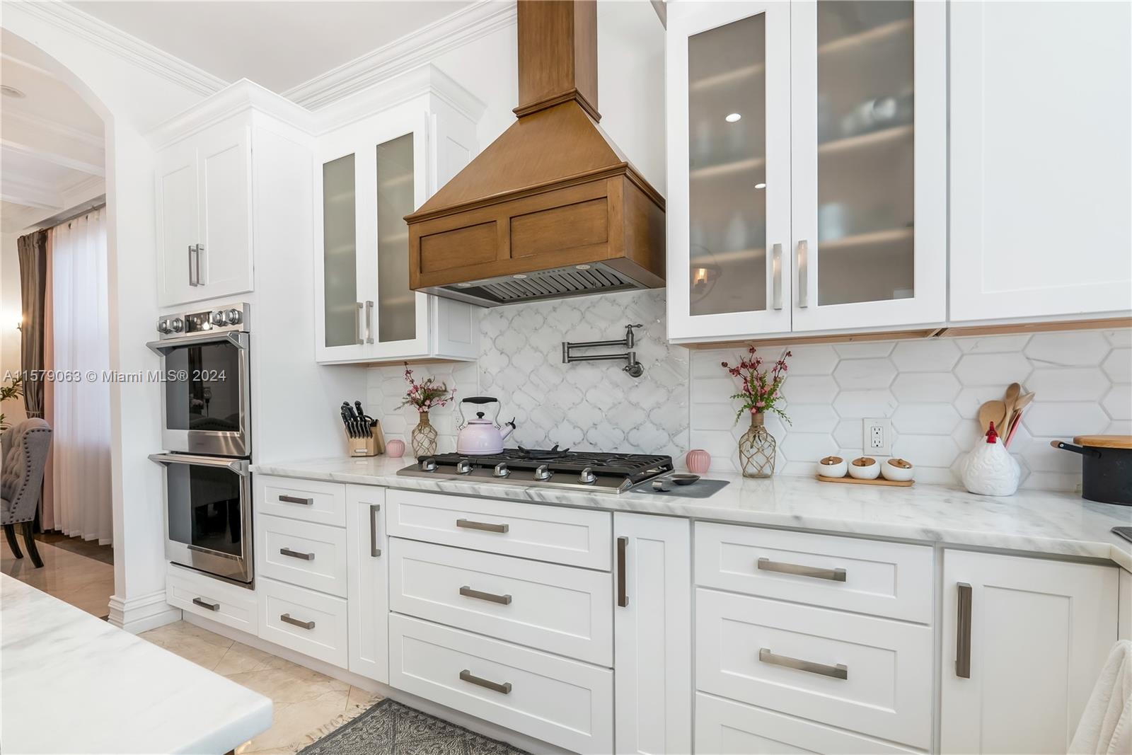 FRIENDLY ACRES - Residential