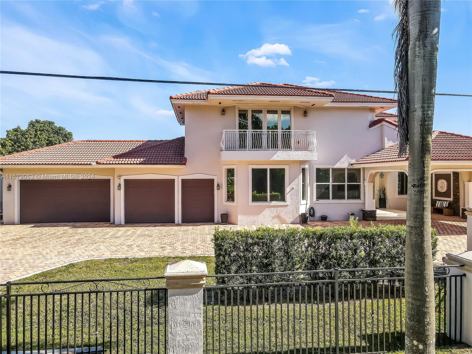 FRIENDLY ACRES - Residential