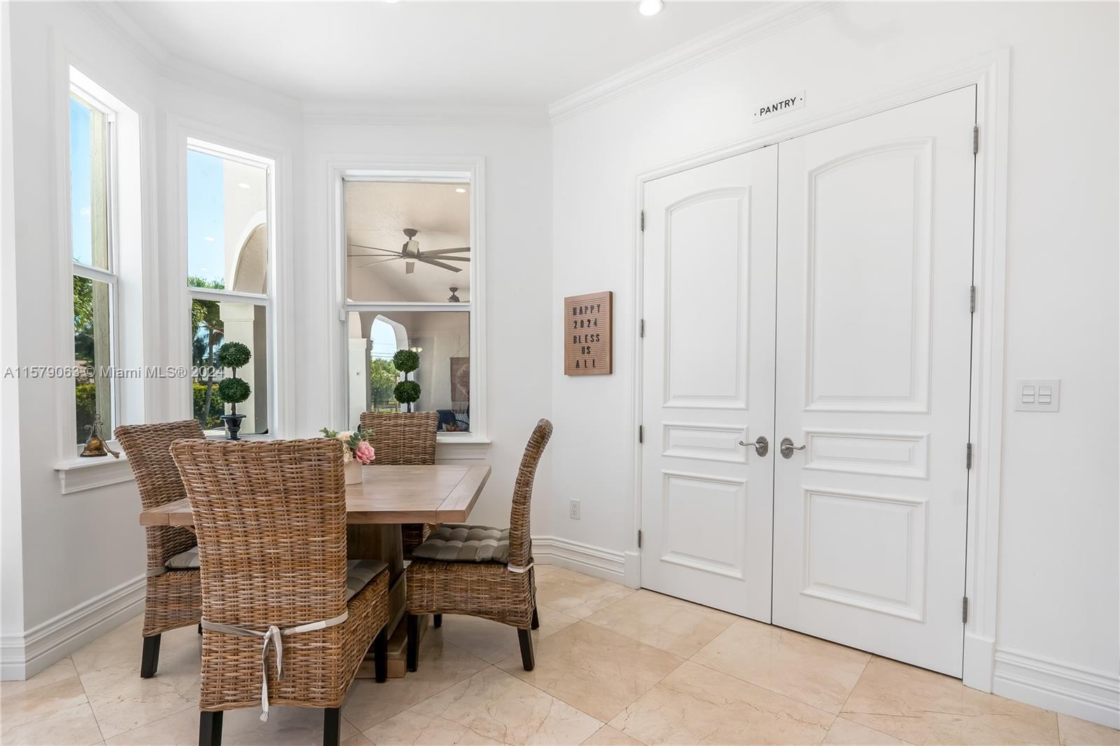 FRIENDLY ACRES - Residential