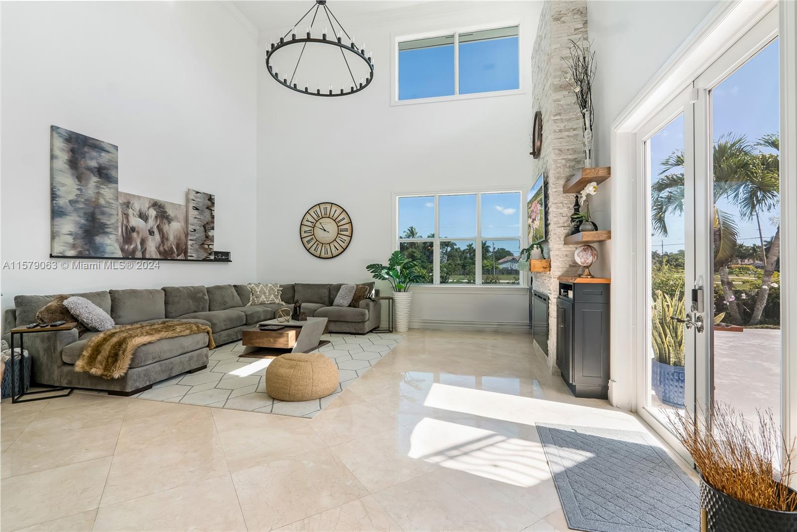 FRIENDLY ACRES - Residential