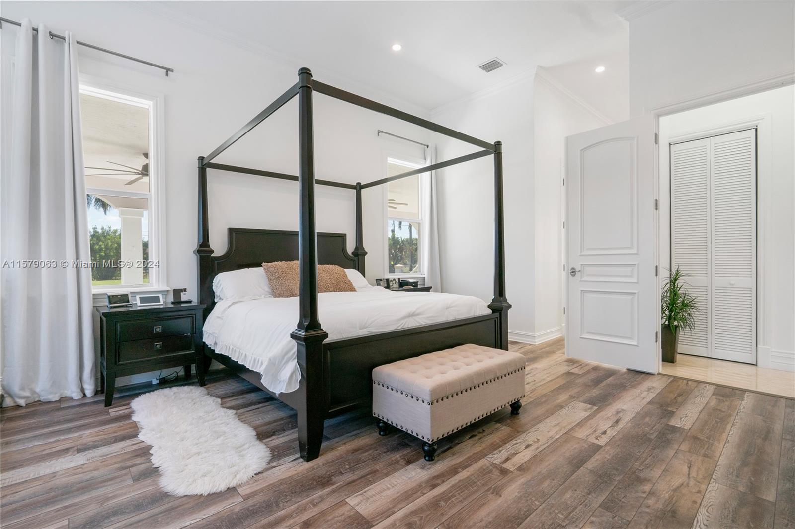 FRIENDLY ACRES - Residential