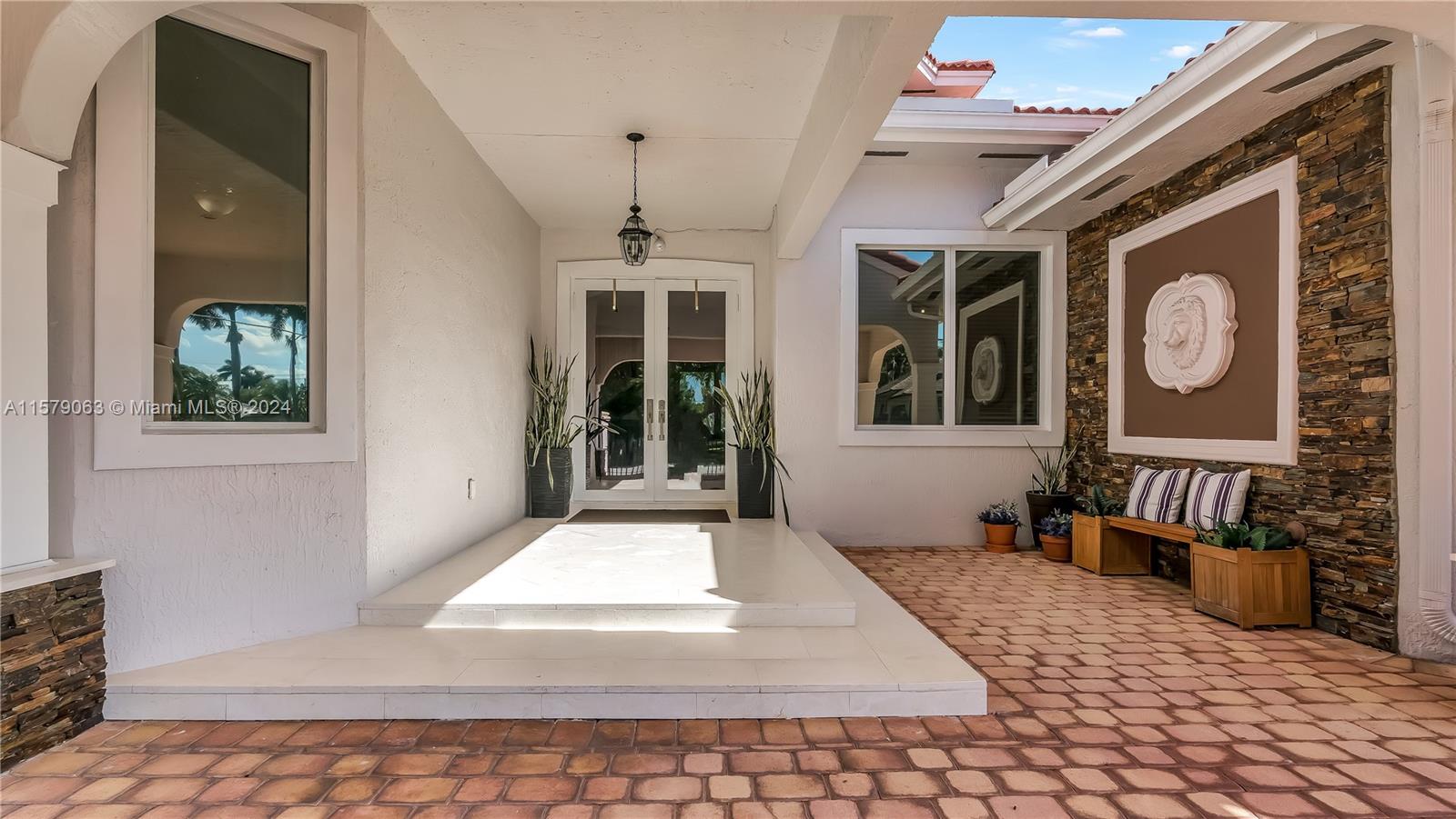 FRIENDLY ACRES - Residential