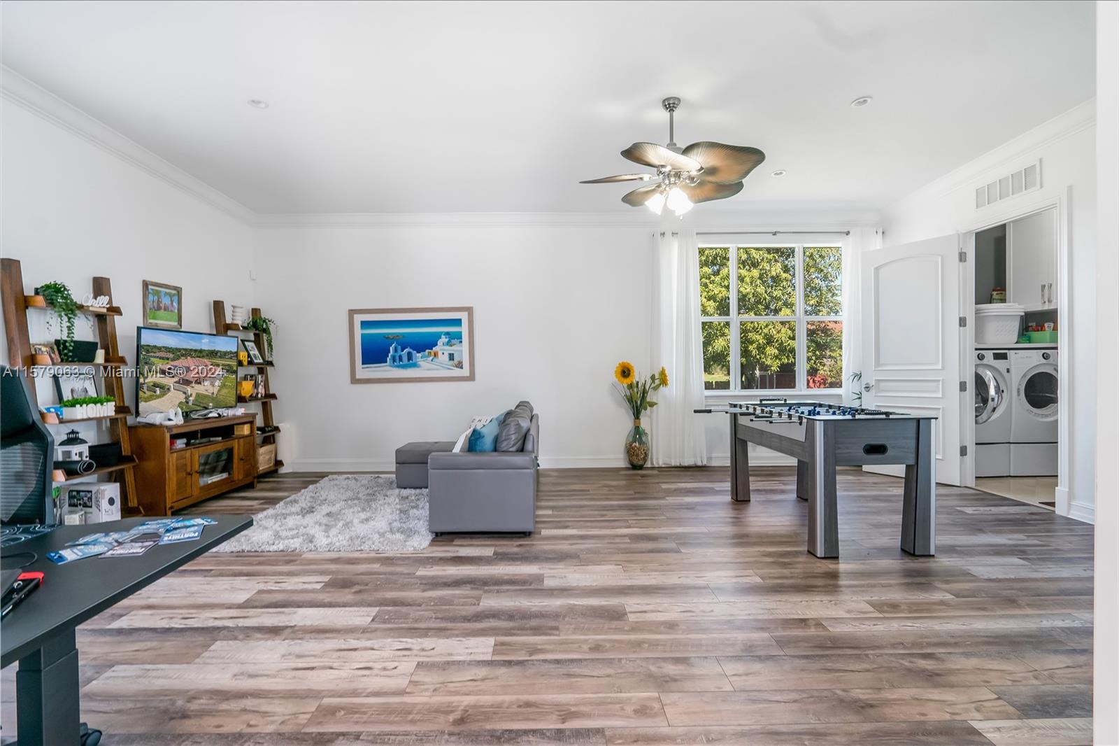 FRIENDLY ACRES - Residential