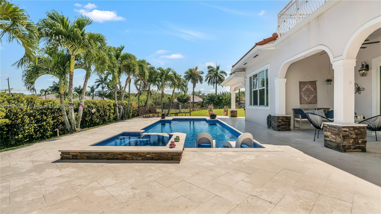 FRIENDLY ACRES - Residential