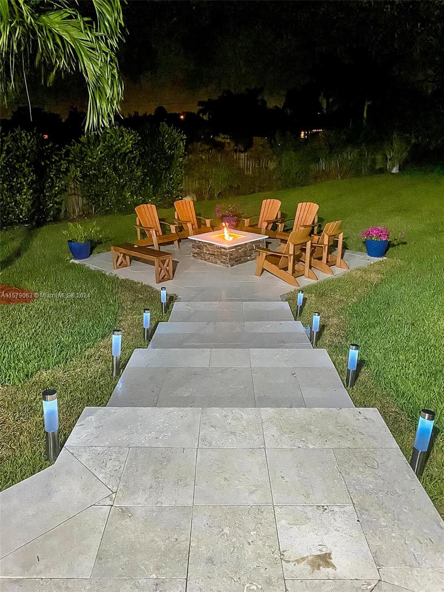 FRIENDLY ACRES - Residential