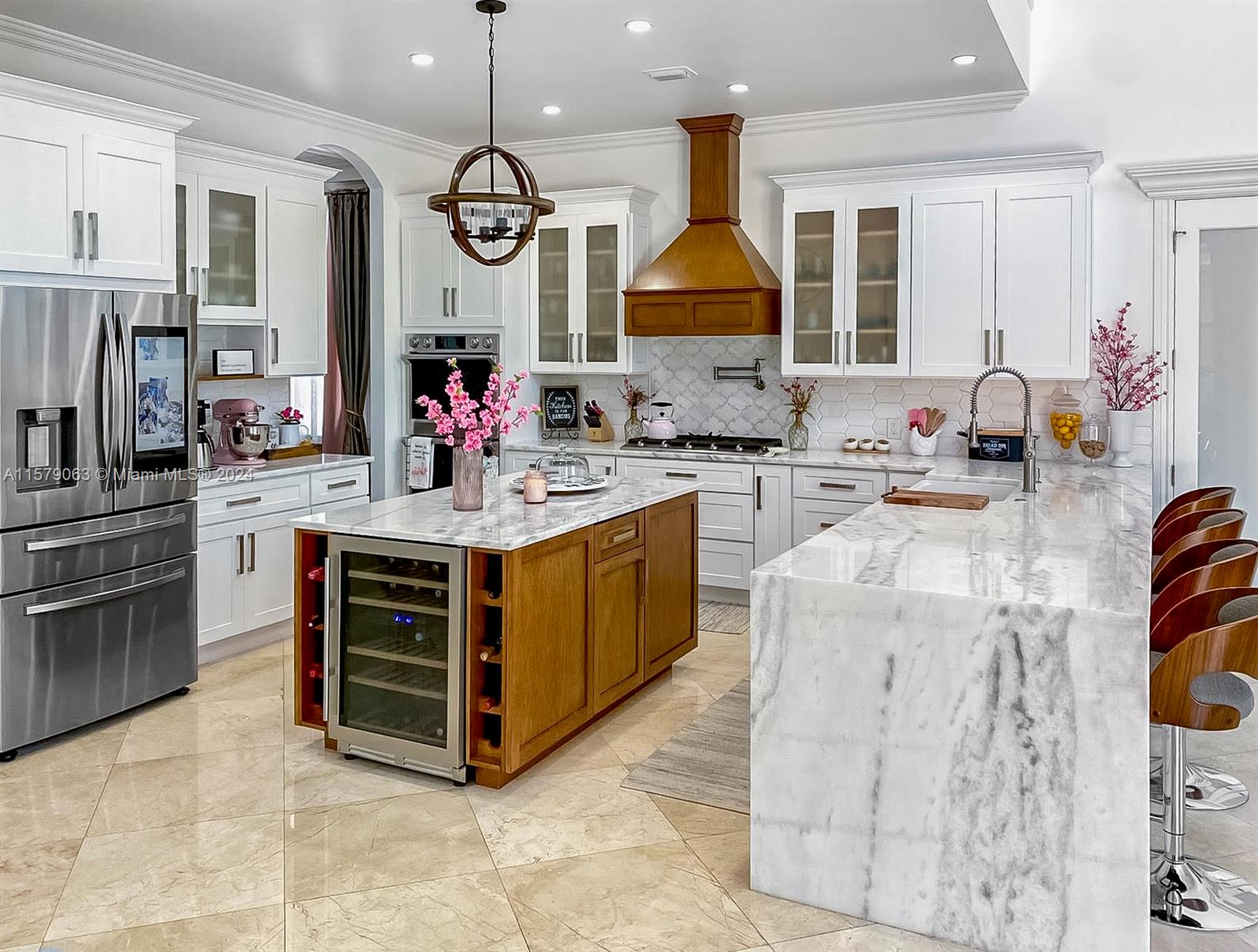 FRIENDLY ACRES - Residential