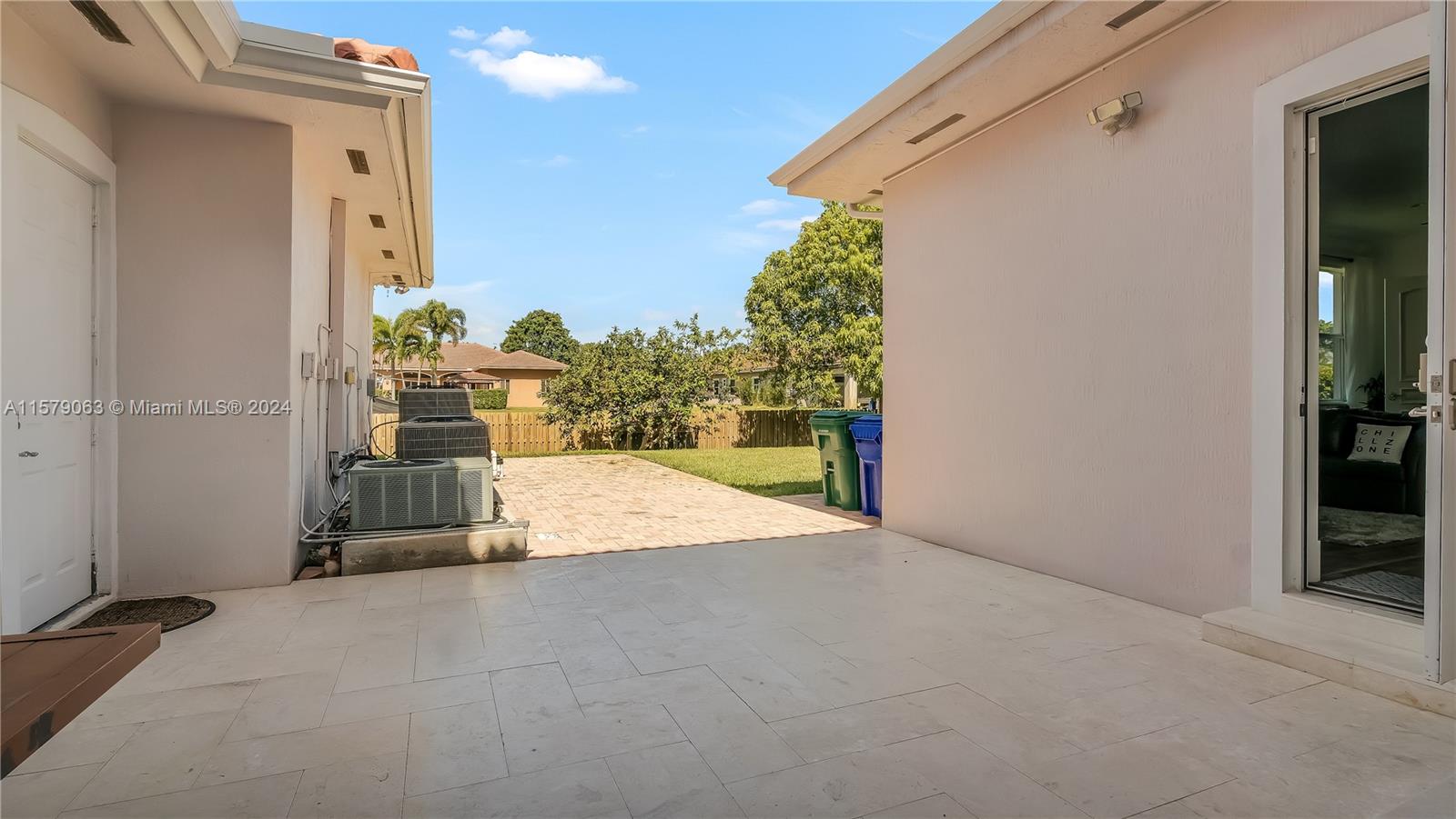 FRIENDLY ACRES - Residential