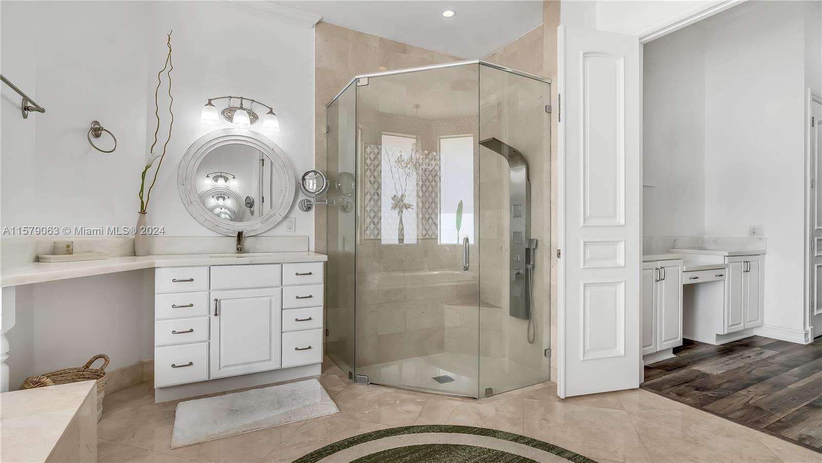 FRIENDLY ACRES - Residential