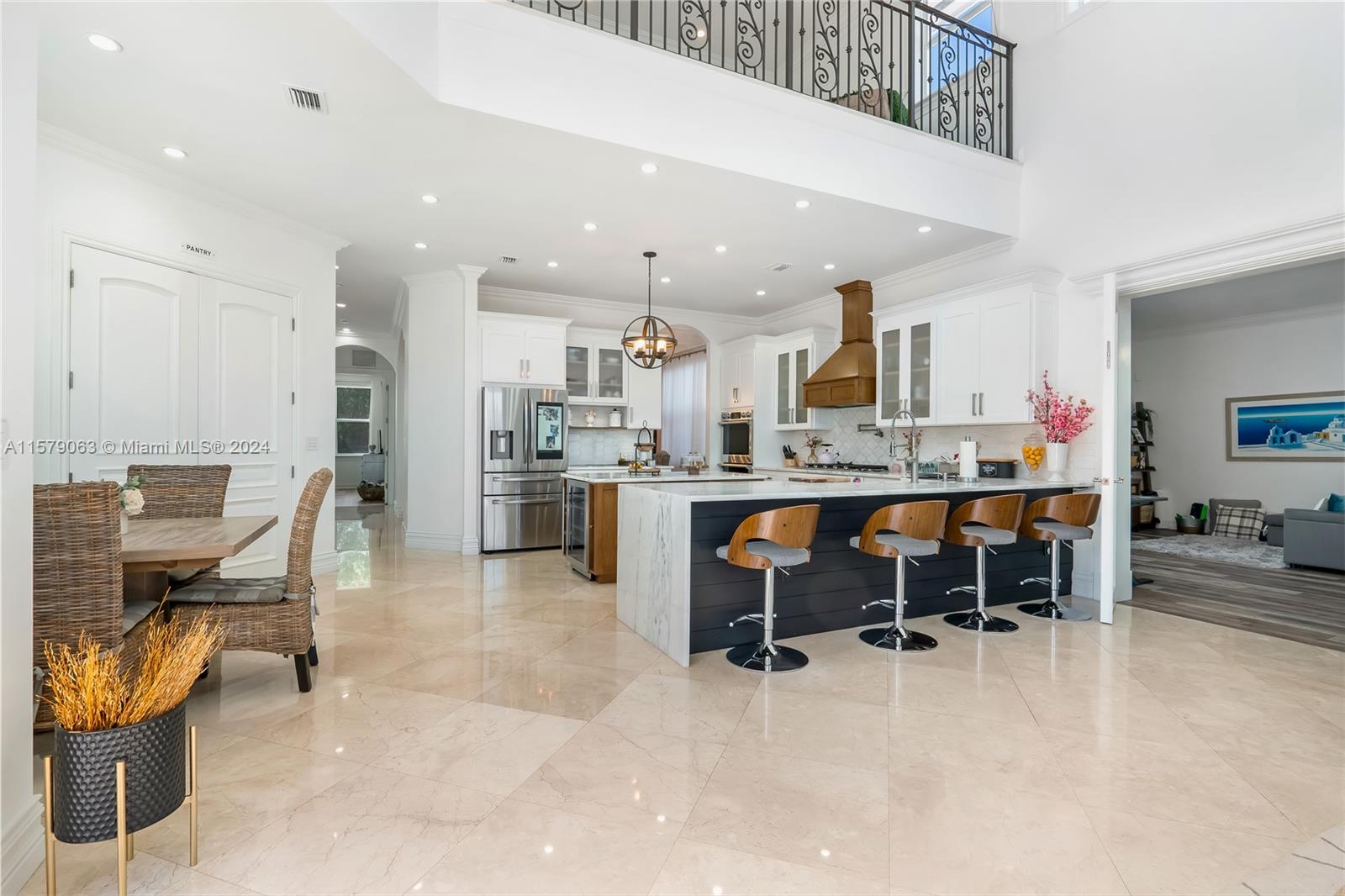 FRIENDLY ACRES - Residential