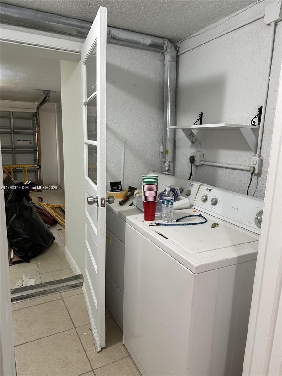 GOLF VIEW CONDO APTS INC - Residential Lease