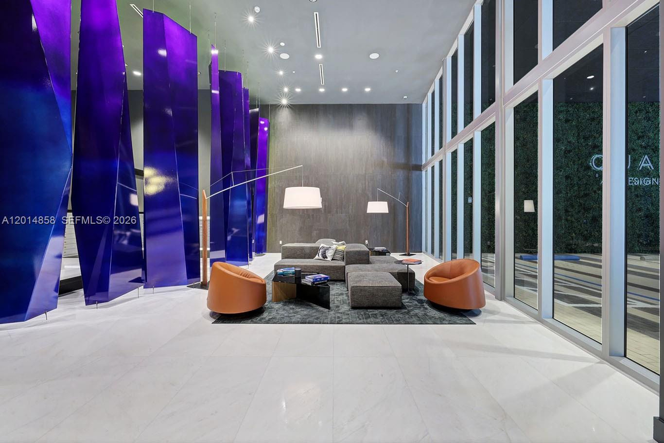QUADRO CONDO - Residential