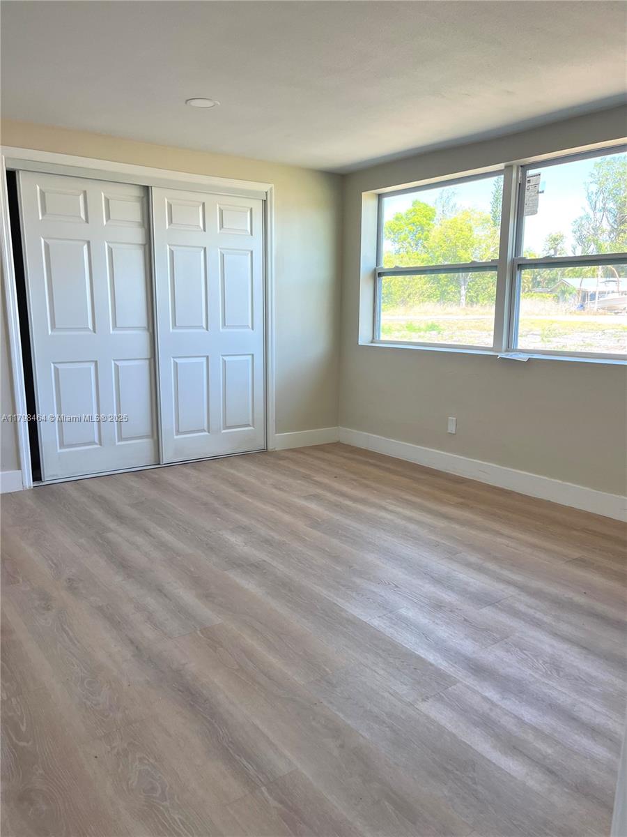 BELLE AIRE LAGOON - Residential