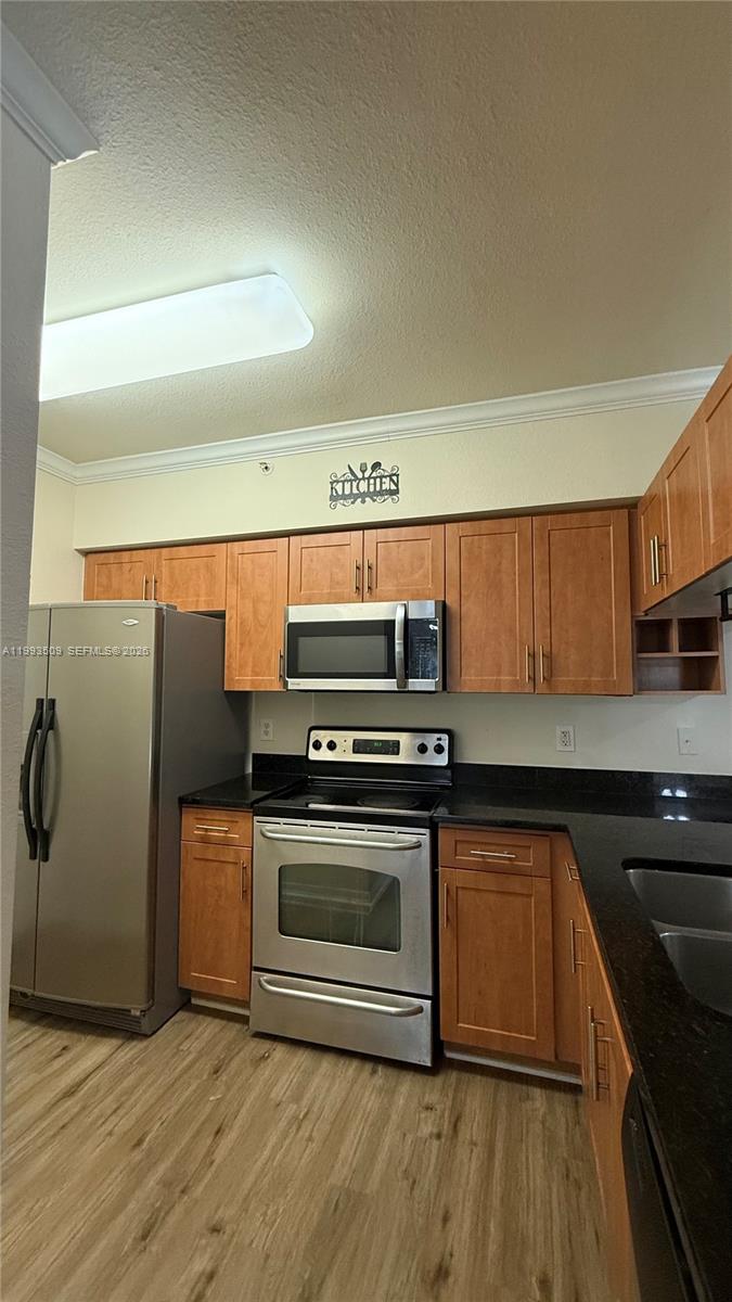 6458 Emerald Dunes Dr 108