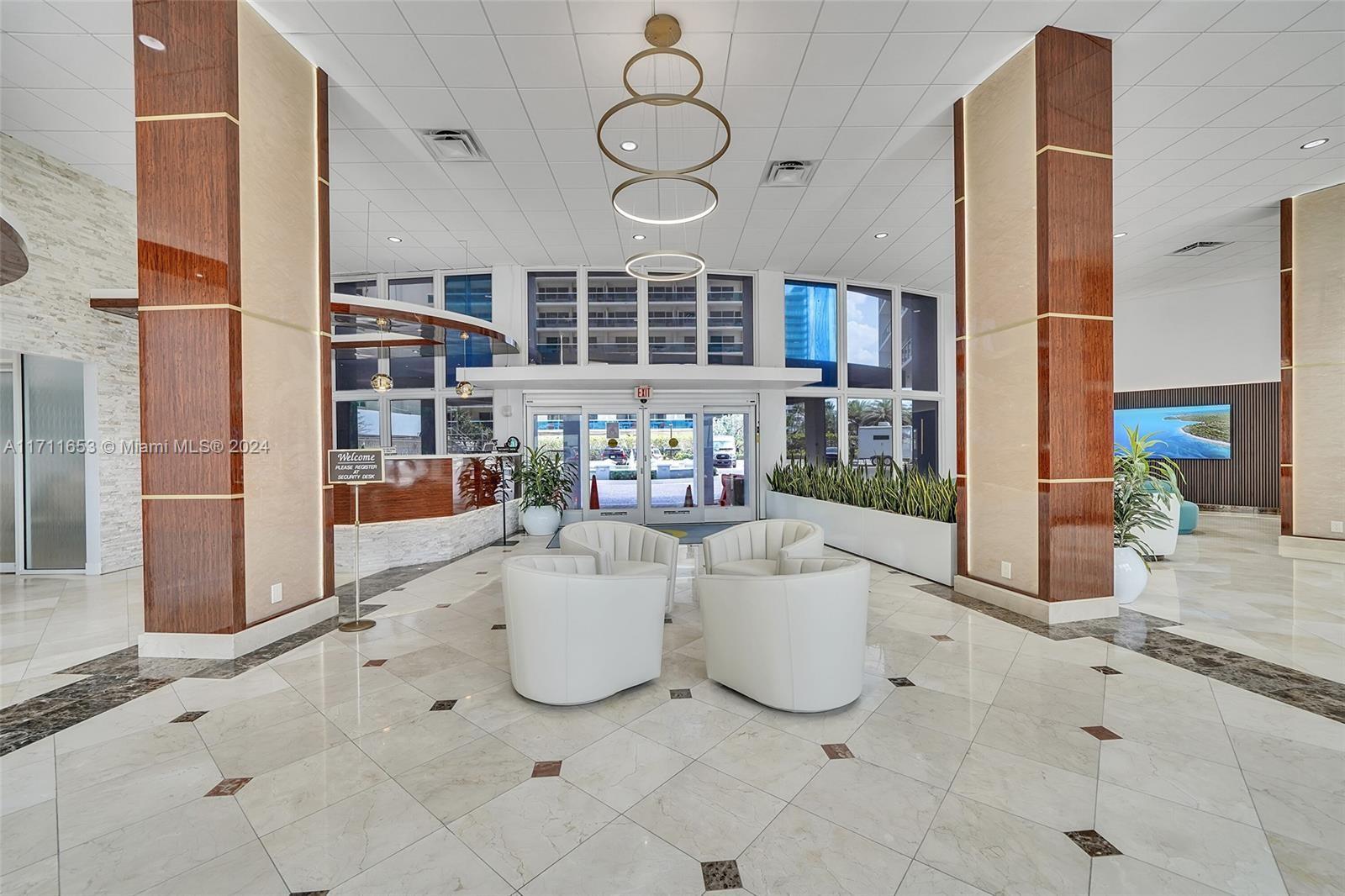GALLEON CONDO - Residential