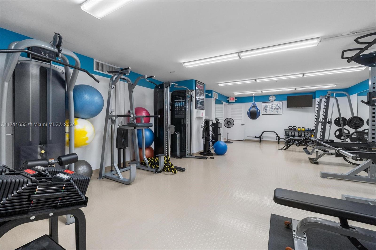 GALLEON CONDO - Residential