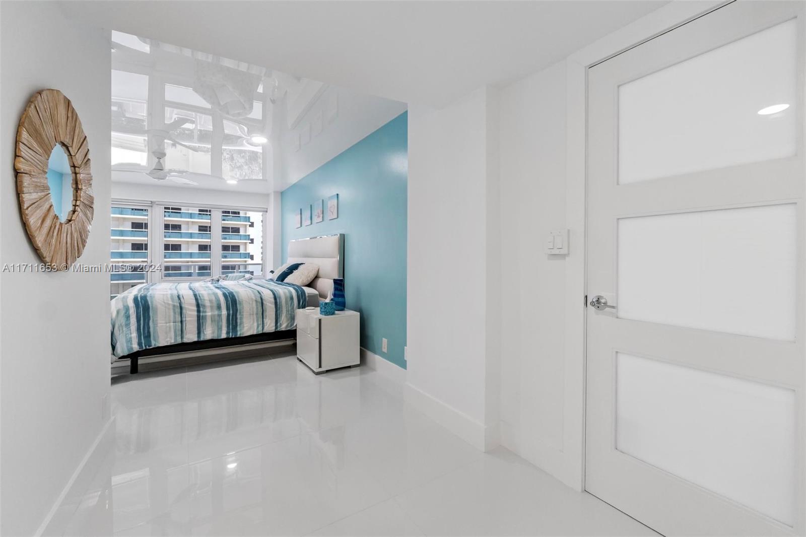 GALLEON CONDO - Residential