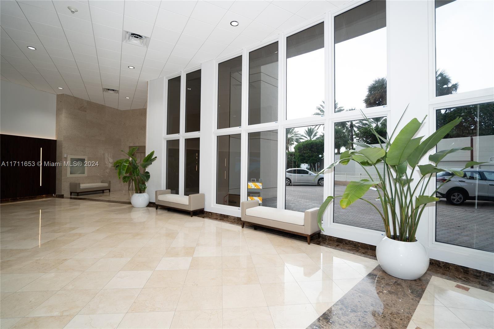 GALLEON CONDO - Residential