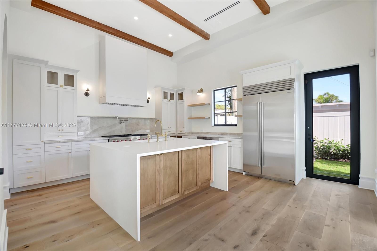 LAKEWOOD - Residential