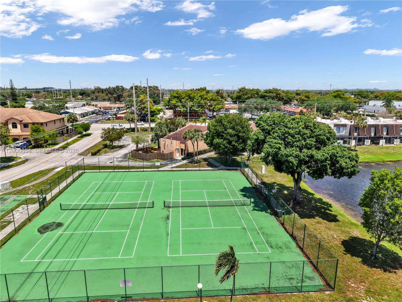 WESTVIEW CONDOMINIUM NO T - Residential