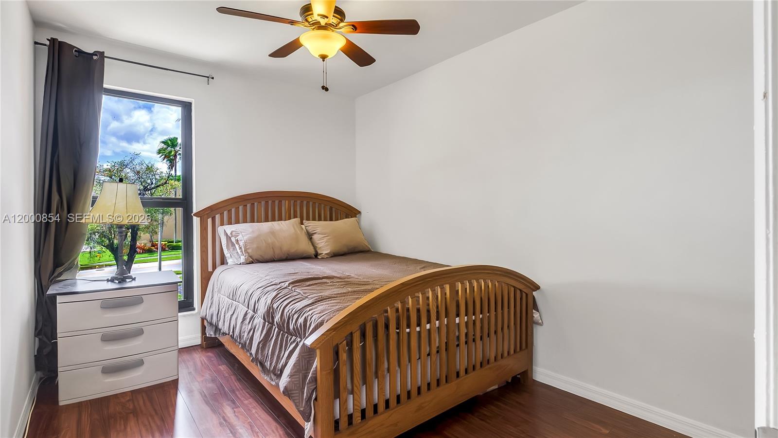 WESTVIEW CONDOMINIUM NO T - Residential