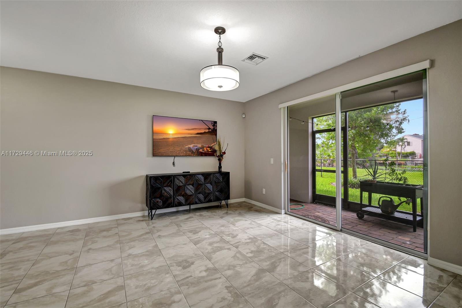 WATERVILLE - Residential
