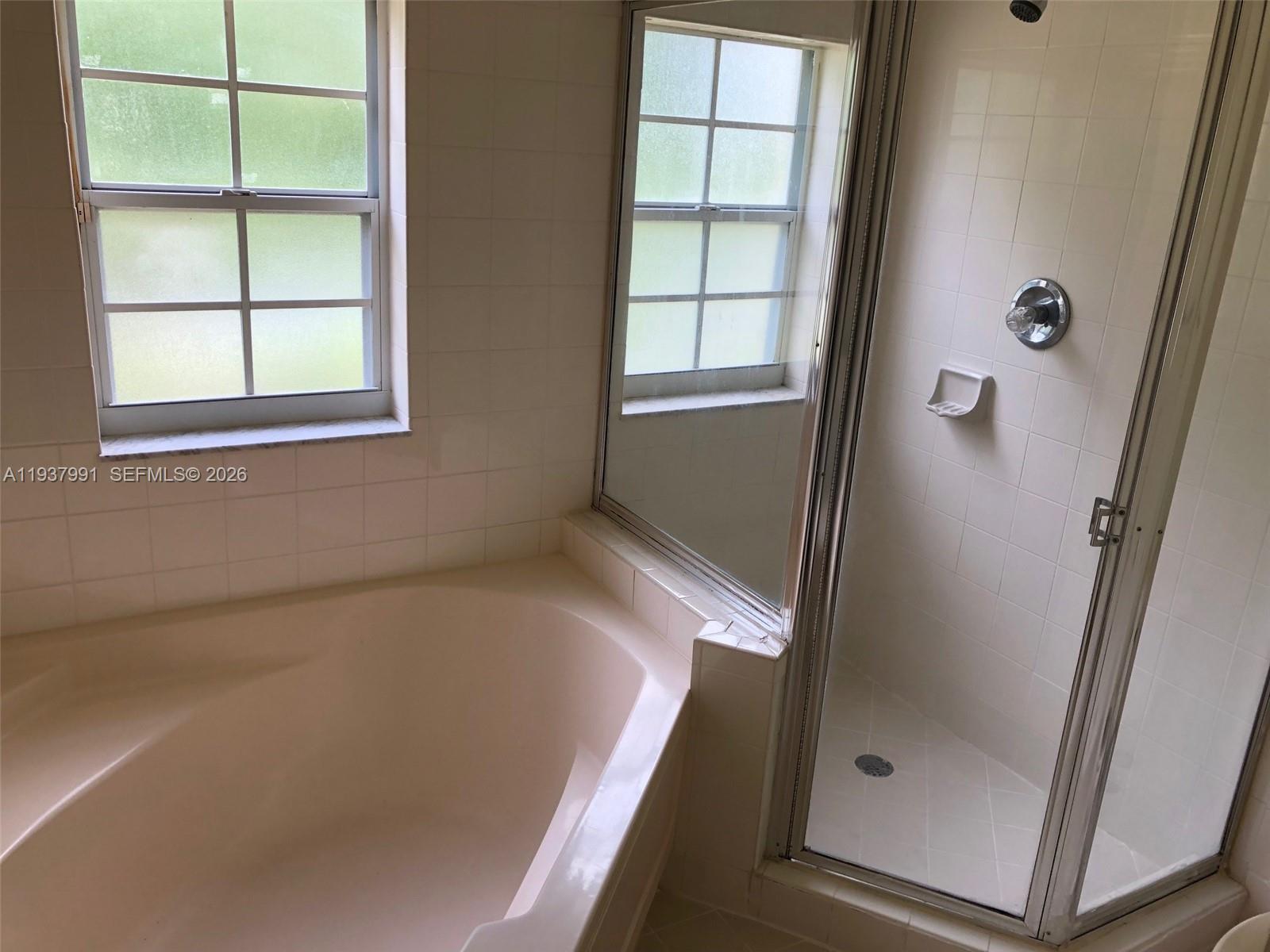 CORAL CREEK - Residential