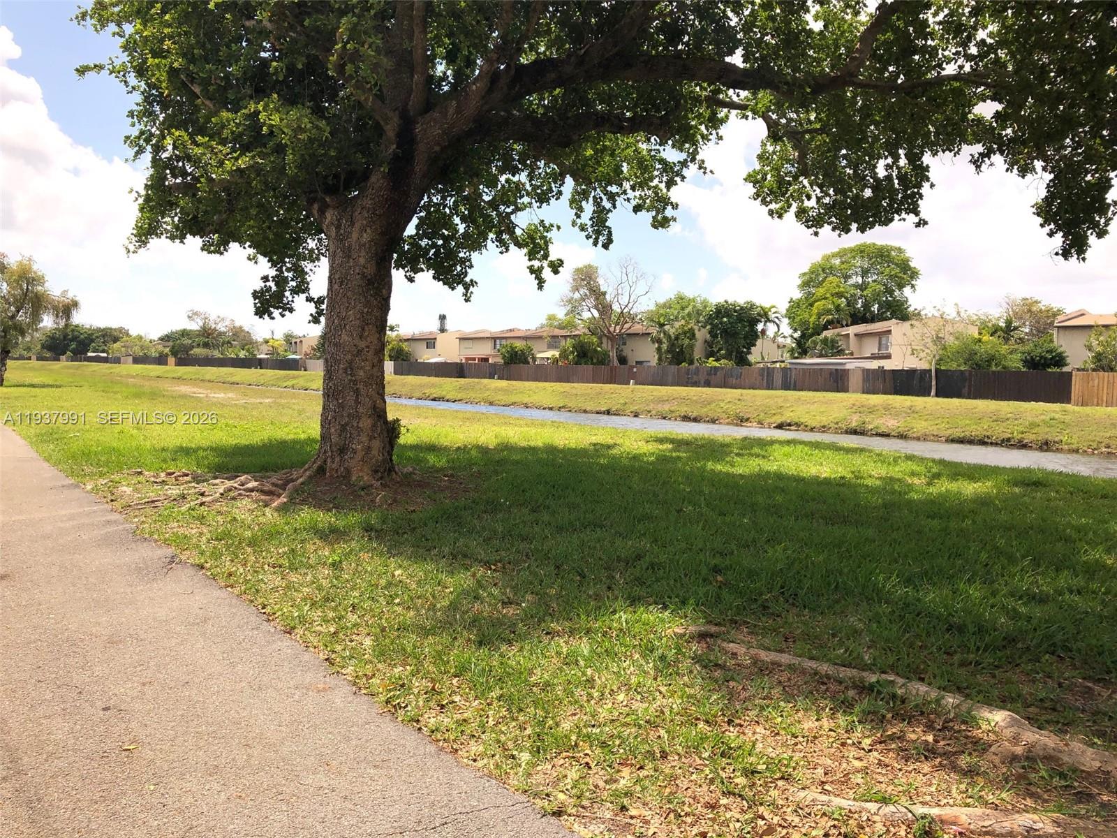 CORAL CREEK - Residential