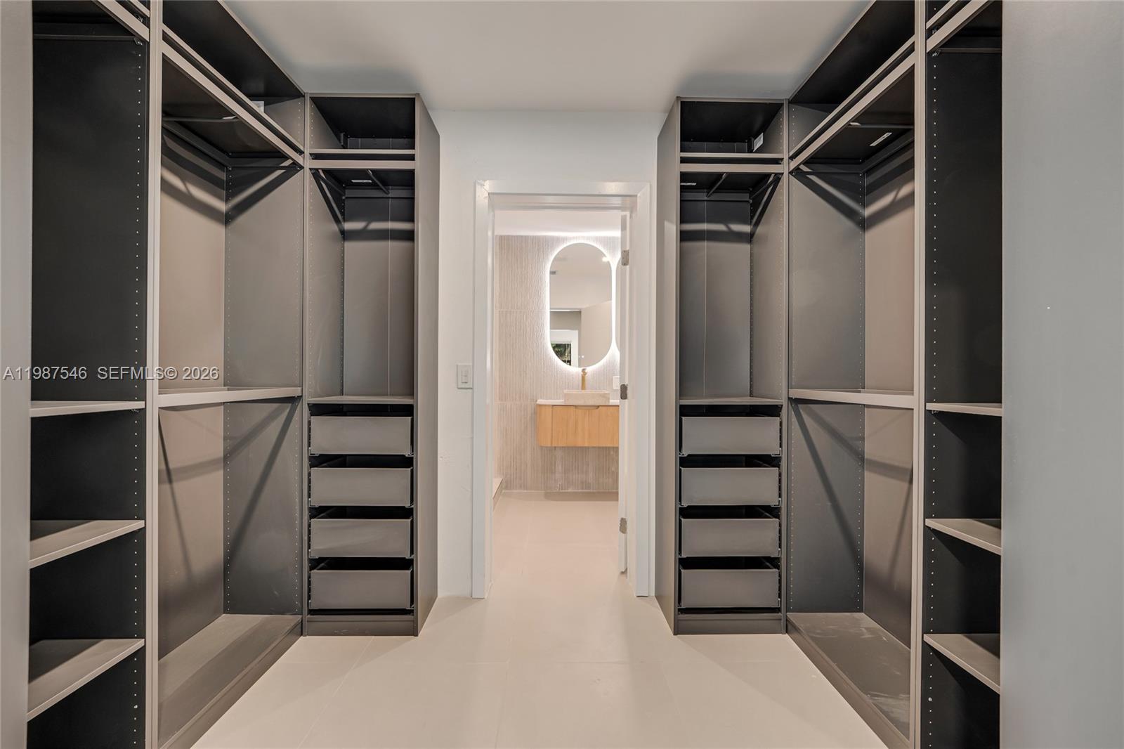 CRESTWOOD - Residential