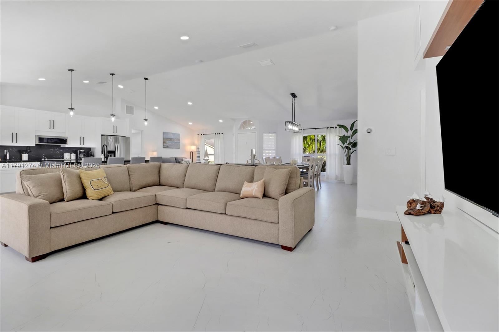 Plantation South - Residential Lease