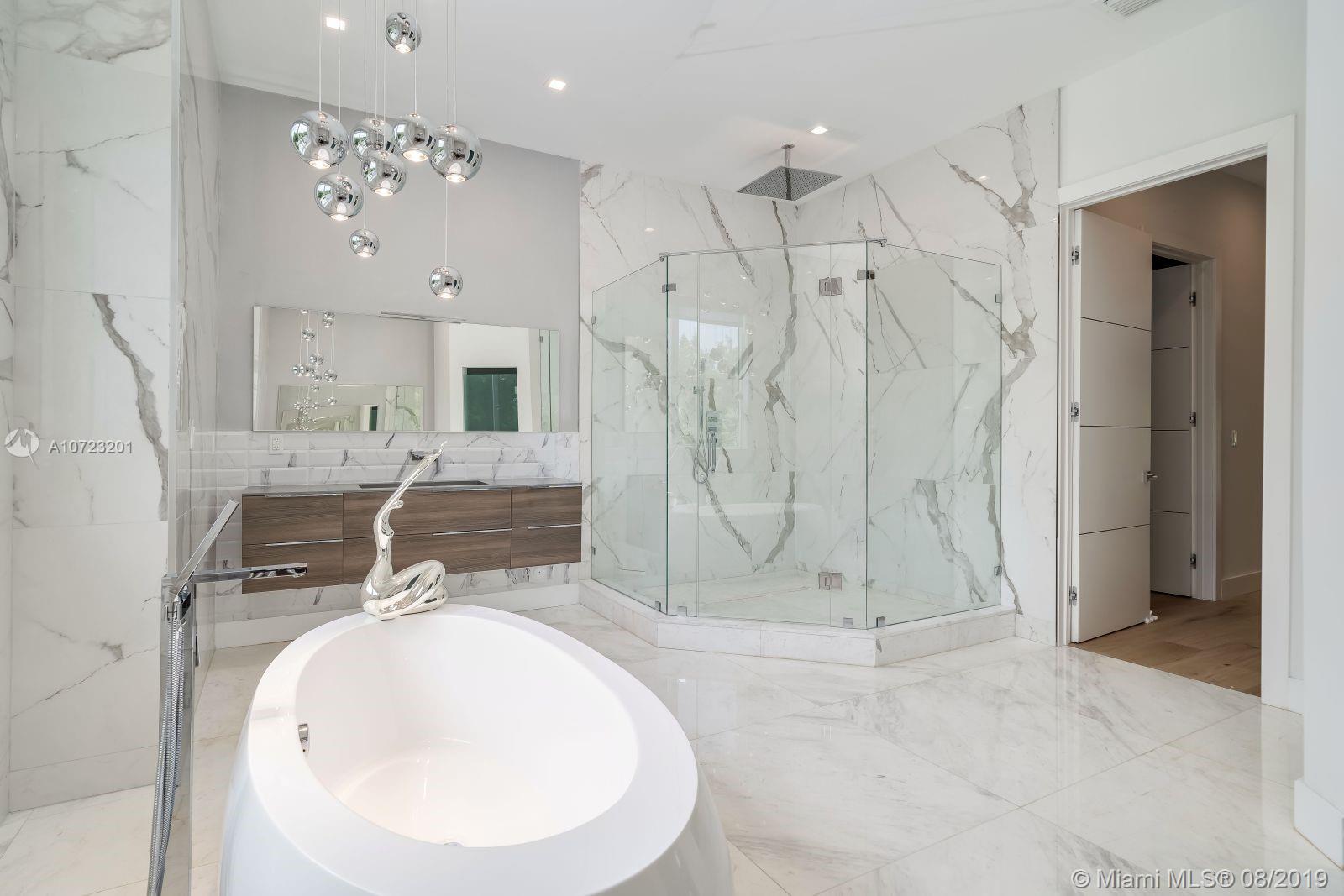 BAY POINT - Residential