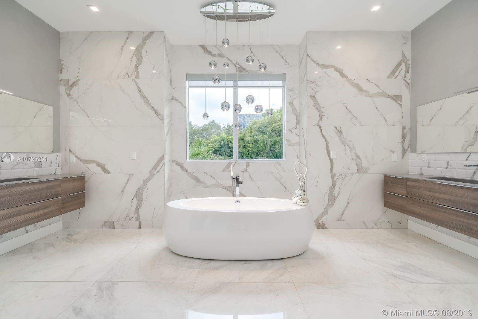 BAY POINT - Residential