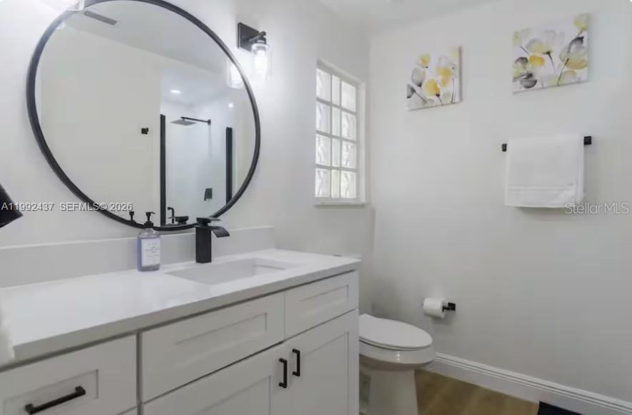 UNIVERSITY SHORES - Residential